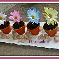Mother's Day Flower Pot Cupcakes
