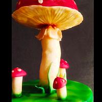 Mushroom fairy cake