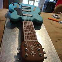 Gibson guitar cake 