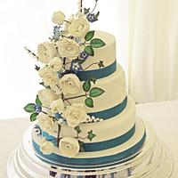 Floral Trail Wedding Cake