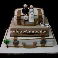 Suitcases wedding cake