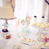 Vintage inspired wedding cake and sweetbar, Bomton Press Event