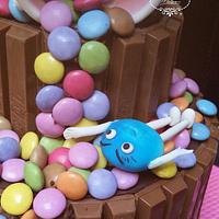 KIT KAT & SMARTIES CAKE