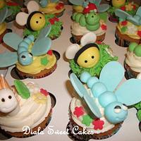 cute bugs cupcakes
