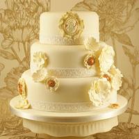 Cameo & lace wedding cake