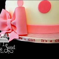 Pinkish baby shower cake