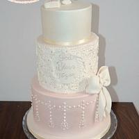 Lace & bow Communion Cake 
