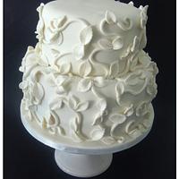 A SIMPLE WEDDING CAKE...