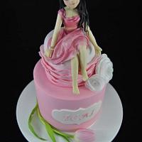 Icai's pretty in pink cake