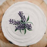 Butercream lavander wedding cake