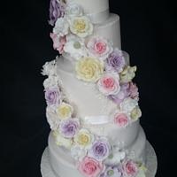 Everything is rosy wedding cake 