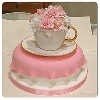 Teacup & Flowers cake