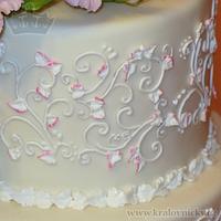Wedding Cake with Eustoma