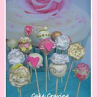 Flowers and kisses cake pops