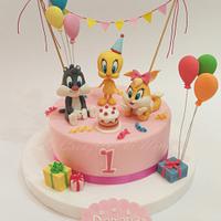 Baby looney tunes cake topper - cake by Le Creazioni di - CakesDecor