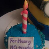 who touched hunny's cupcake?!