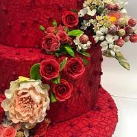 Red wedding cake 