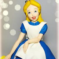 "Alice in Wonderland" cake topper