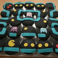 Pac Man cupcakes 