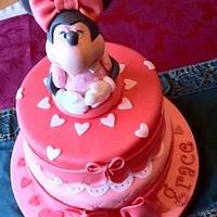 2 tier Minnie mouse cake