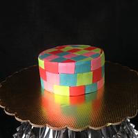 Geometric design on cake