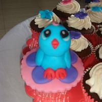 Littlest Pet Shop theme cupcakes