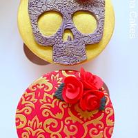 Damask Skulls Cupcakes