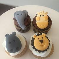 1st Birthday Safari Cake & Matching Cupcakes