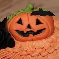 Halloween Ruffle Cake