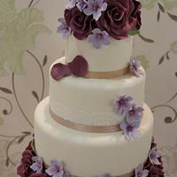 Romantic Roses Wedding Cake
