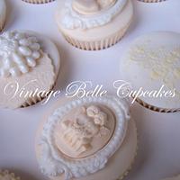 Vintage Belle Cupcakes - Ivory Classic