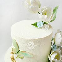 Wedding cake with tulips