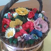 CAKE BASKET FLOWERS