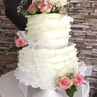 Vintage Weddingcake with roses