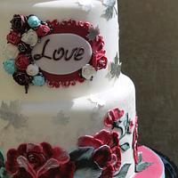 Wedding cake in marsala colors