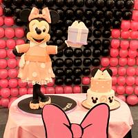 Standing Minnie Mouse at 3 feet tall <3