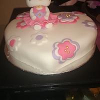 hello kitty cake