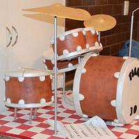 Drum kit cake
