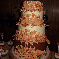 Autumn Themed Wedding Cakes