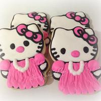 Hello Kitty Pink Zebra cake!