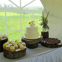 Wildflowers & Ruffles Wedding Cake