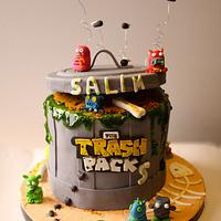 TrashPack Cake