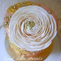 Lace and Pearls Cake