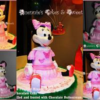 3D Minnie Mouse Fondant Cake