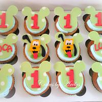 Mickey clubhouse cake and cupcakes