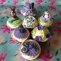 Sofia the first cupcakes