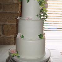 sweet avalanche wedding cake