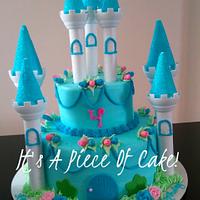 Castle Cake and matching Cupcake