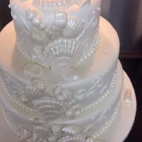 shell wedding cake 