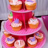PRINCESS CASTLE CAKE AND CUPCAKES!!!!